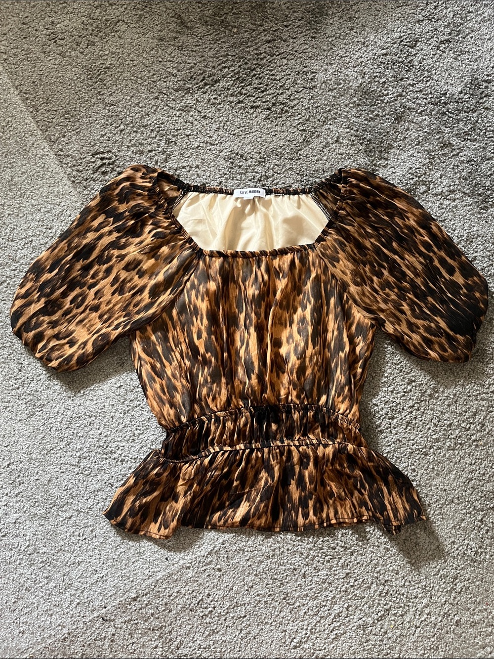 Steve Madden Black and Brown Leopard Print Puff Sleeve Peplum Blouse